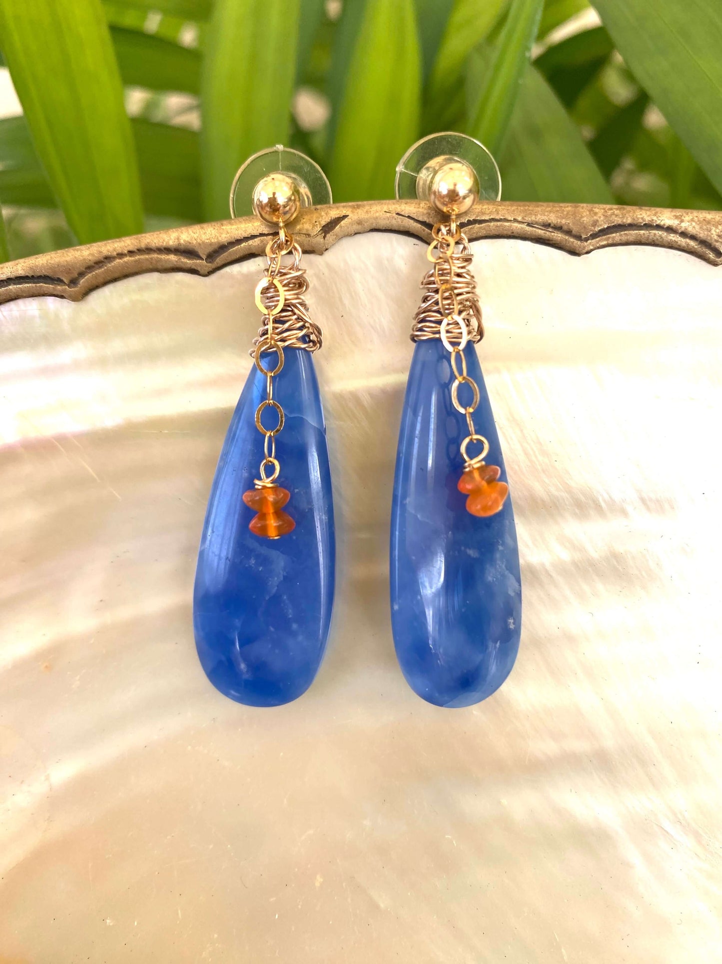 Blue Onyx Carnelian Earrings – Teardrop 14k Gold Filled featuring blue onyx and carnelian beads, handmade in Canada.