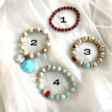 Carica l'immagine nel visualizzatore di Gallery, Pale Blue & Deep Red Stretchy Bracelets