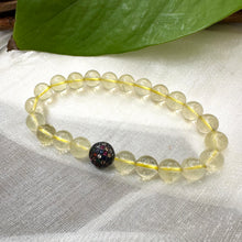 Carica l'immagine nel visualizzatore di Gallery, Lemon Quartz Stretchy Bracelet