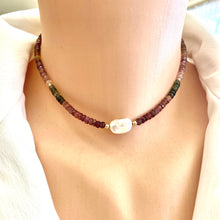 Carica l'immagine nel visualizzatore di Gallery, Tourmaline Choker Necklace with a Pearl