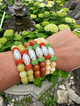 Cargar imagen en el visor de la galería, Red Aventurine, Honey or Olive Jade & Pearl Stretchy Bracelet