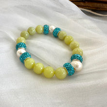 Load image into Gallery viewer, Olive Green Jade Bracelet & Pearls