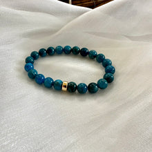 Carica l'immagine nel visualizzatore di Gallery, Neon Blue Apatite Stretchy Bracelet in 6mm, 14K GF