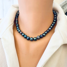 Load image into Gallery viewer, Peacock Pearl Necklace, Magnetic Clasp