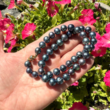 Load image into Gallery viewer, Peacock Pearl Necklace, Magnetic Clasp