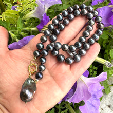 Load image into Gallery viewer, Black Pearl Necklace with Removable Baroque Pendant