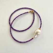 Carica l'immagine nel visualizzatore di Gallery, Amethyst & Baroque Pearl Choker Necklace, February Birthstone Necklace