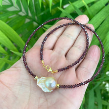 Load image into Gallery viewer, Red Garnet & Golden Pink Baroque Pearl Necklace, Gold