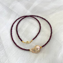 Load image into Gallery viewer, Red Garnet & Golden Pink Baroque Pearl Necklace, Gold