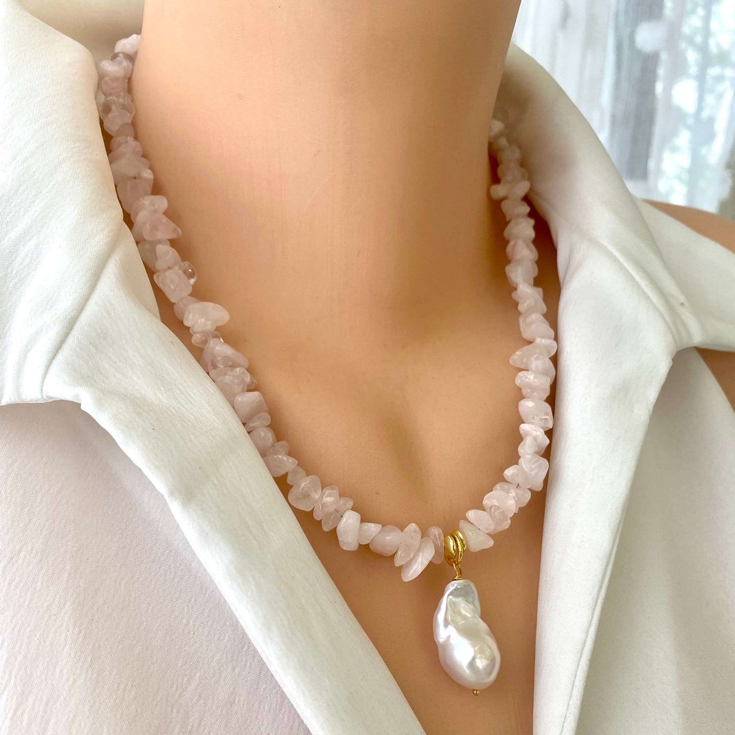 Rose Quartz Baroque Pearl Necklace | Gemstone Pendant Design showcasing smooth rose quartz beads and a baroque pearl pendant.