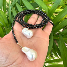 Load image into Gallery viewer, Black Spinel Beads & Baroque Pearl Lariat Necklace