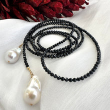 Load image into Gallery viewer, Black Spinel Beads & Baroque Pearl Lariat Necklace