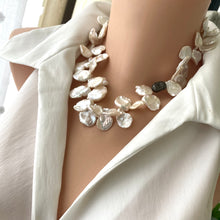 Carica l'immagine nel visualizzatore di Gallery, Bridal Petal Pearl Necklace, Pave Diamonds Oxidized Silver, 17.5"