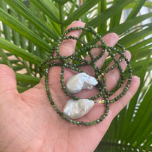 Load image into Gallery viewer, Green Diopside & Baroque Pearls Lariat Wrap Necklace