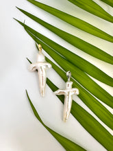 Load image into Gallery viewer, Baroque pearl cross pendant in rhodium-plated sterling silver, elegant handmade design.