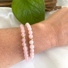 Carica l'immagine nel visualizzatore di Gallery, Rose Quartz Stretch Bracelet in 6mm, 14K GF
