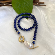 Carica l'immagine nel visualizzatore di Gallery, Lapis Lazuli Necklace &  Baroque Pearl Pendant