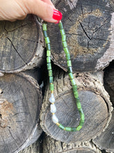 Load image into Gallery viewer, Green Canadian Jade & Pearls Necklace