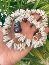Load image into Gallery viewer, White Cornflake Pearls Necklace & Black Baroque Pearl