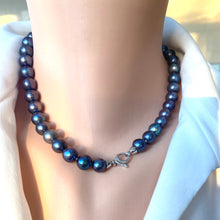 Load image into Gallery viewer, Black pearl necklace with peacock luster displayed on mannequin front view