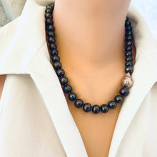 Load image into Gallery viewer, Front view of black pearl necklace with rose gold baroque pendant on mannequin