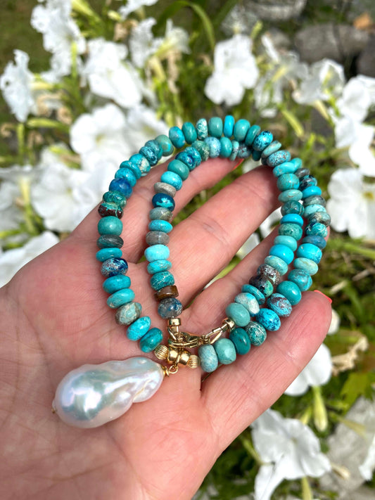 Turquoise pearl necklace featuring Arizona turquoise and baroque pearl, showcasing vibrant blue-green tones.