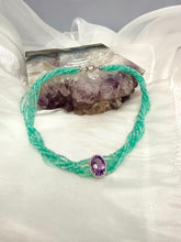 Lade das Bild in den Galerie-Viewer, Amethyst Amazonite Choker Necklace – 8-Strand Twisted Gemstone Collar with vibrant amazonite beads.