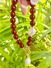 Load image into Gallery viewer, Carnelian and White Baroque Pearl Bracelet