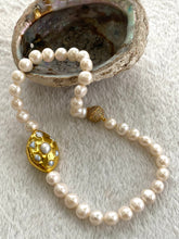 Lade das Bild in den Galerie-Viewer, White Potato Pearl Necklace, 9–11mm, Gold Plated Focal Accent, CZ Pavé Magnetic Clasp, 16.5"–18.5"