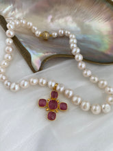 Lade das Bild in den Galerie-Viewer, White Potato Pearl Necklace, 9–11mm, Gold Plated Pink Quartz Cross Pendant , Magnetic Clasp, 17.5"