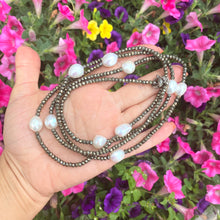 Carica l'immagine nel visualizzatore di Gallery, Pyrite & Pearl Long Necklace For Woman