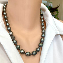 Carica l'immagine nel visualizzatore di Gallery, Tahitian Baroque Pearl Necklace Enhanced with Champagne Diamonds Pave Oxidized Silver Details, 16"inches