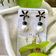 Load image into Gallery viewer, Edison White Pearls & Black Spinel Earrings