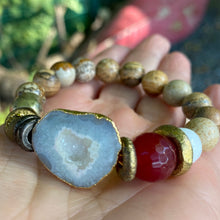 Cargar imagen en el visor de la galería, White Clear Quartz bracelet Druzy Crystal Natural Jasper Bracelet