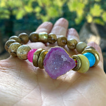 Carica l'immagine nel visualizzatore di Gallery, Hot Pink Quartz bracelet Druzy Crystal Gemstone, Natural Jasper Bracelet