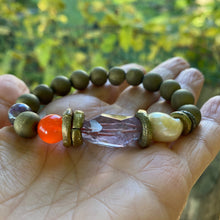 Load image into Gallery viewer, Amethyst Quartz Focal Bracelet