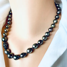 Carica l'immagine nel visualizzatore di Gallery, Tahitian Baroque Pearls Champagne Diamond Necklace