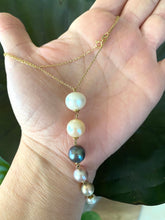 Carica l'immagine nel visualizzatore di Gallery, Solid Gold 18k chain Pearl Cascade Pendant