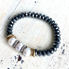 Load image into Gallery viewer, Freshwater Pearls & Hematite Stretch Bracelet