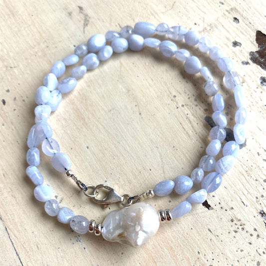 Blue lace agate pearl necklace featuring natural agate beads and freshwater baroque pearl