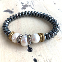 Load image into Gallery viewer, Freshwater Pearls & Hematite Stretch Bracelet