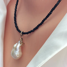 Carica l'immagine nel visualizzatore di Gallery, Genuine Baroque Pearl Necklace, Black Spinel Necklace,Tiny Star Charm