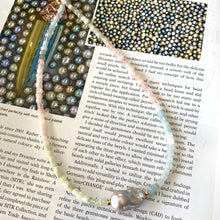 Carica l'immagine nel visualizzatore di Gallery, 17"inches morganite necklace with a grey baroque pearl, March birthstone