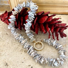 Load image into Gallery viewer, Chunky Grey Keshi Pearl Choker Necklace