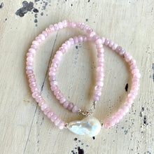 Carica l'immagine nel visualizzatore di Gallery, Madagascar Rose Quartz Necklace & Large Baroque Pearl