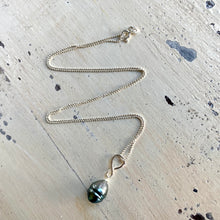 Carica l'immagine nel visualizzatore di Gallery, Tahitian Teardrop Pearl Pendant on Sterling Silver Ball Chain