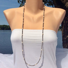 Carica l'immagine nel visualizzatore di Gallery, Labradorite & Pearl Long Necklace For Woman-40"