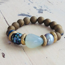 Load image into Gallery viewer, Green Quartz Bracelet, Druzy Agate Abalone Sea Glass Stretch Bracelet