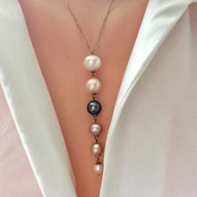 Carica l'immagine nel visualizzatore di Gallery, Solid Gold 18k chain Pearl Cascade Pendant
