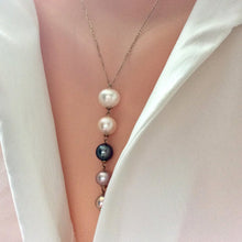 Carica l'immagine nel visualizzatore di Gallery, Solid Gold 18k chain Pearl Cascade Pendant